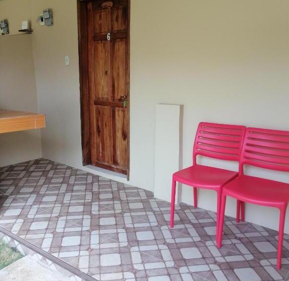 Ekonomiskt Rum, Walkerz Inn