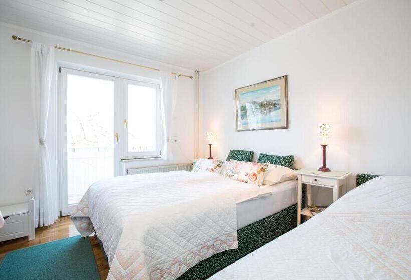 اتاق استاندارد سه نفره, B&b Pletna A Double Lake View Room