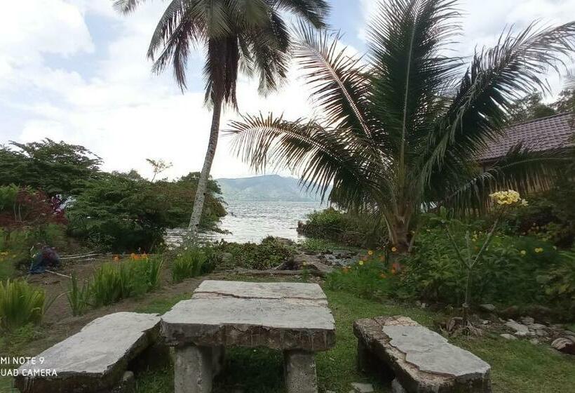 キングサイズベッドのスタンダードルーム, Leokap Homestay