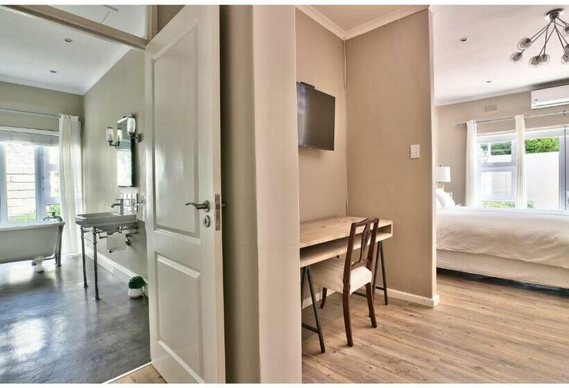 デラックスルーム, The Good Host