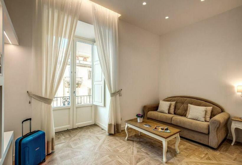 バルコニー付きスタンダードルーム, Sorrento Square Suites