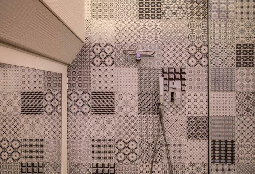 バルコニー付きスタンダードルーム, Sorrento Square Suites