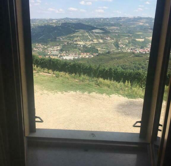 منزل غرفة نوم واحدة, Cascina Maina