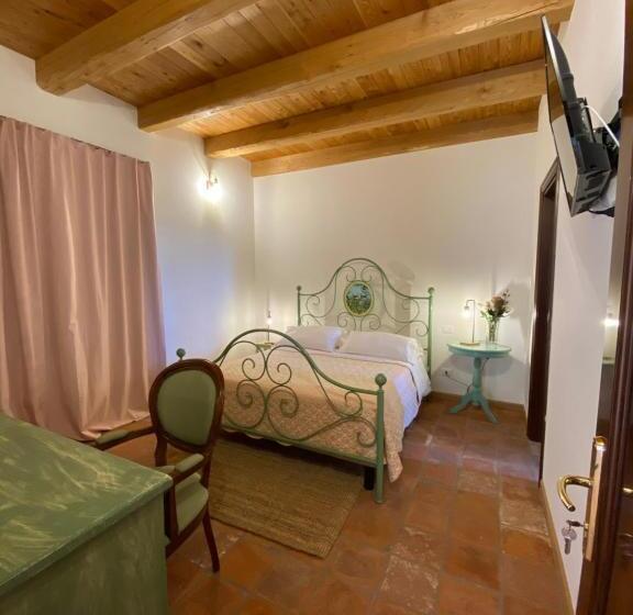 غرفة قياسية, Cascina Maina