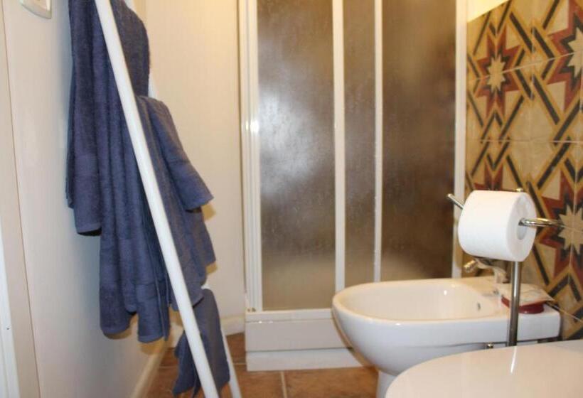 스탠다드 발코니 룸, Angels Home L&r