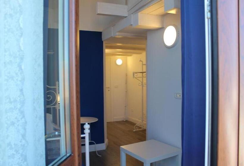 스탠다드 발코니 룸, Angels Home L&r