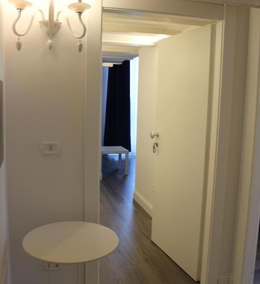 스탠다드 발코니 룸, Angels Home L&r