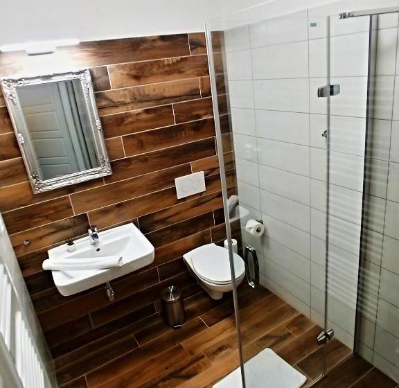 סוויטה אקזקיוטיב, Penzion Jako Víno