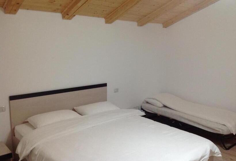 디럭스 룸, Pensiunea Alexandra Livia