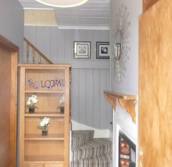 キングサイズベッドのスタンダードルーム, Noble Lands