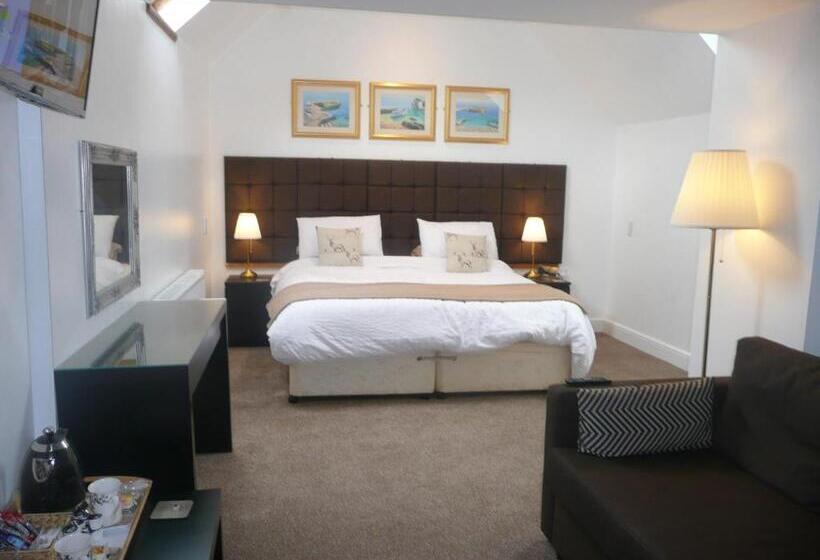 ファミリールーム, Noble Lands