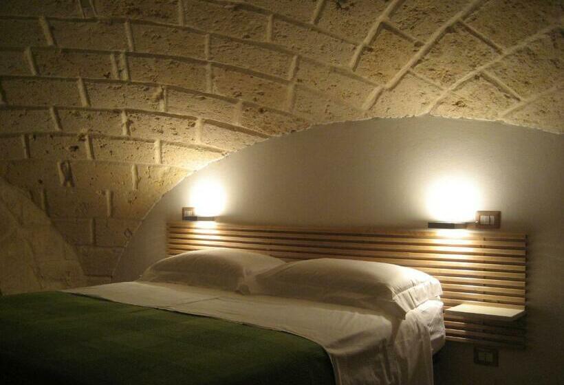 اتاق استاندارد چهار تخته, Antico Molino