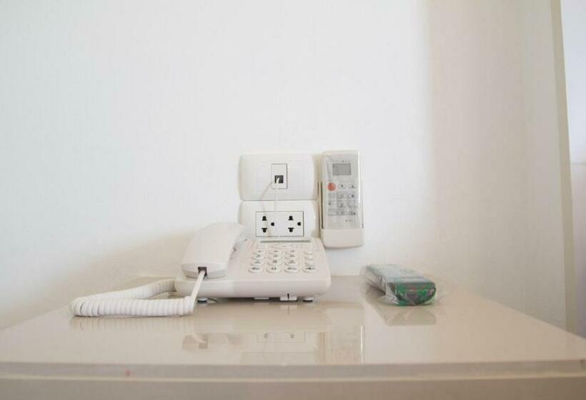 غرفة قياسية, Grand Place Resort