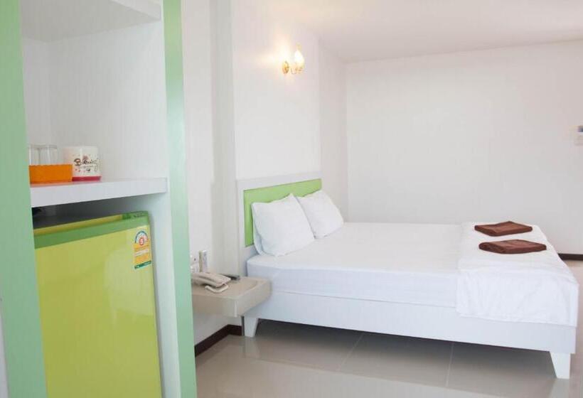 غرفة قياسية, Grand Place Resort