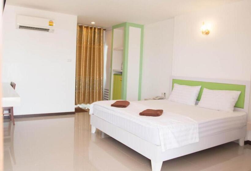 غرفة قياسية, Grand Place Resort