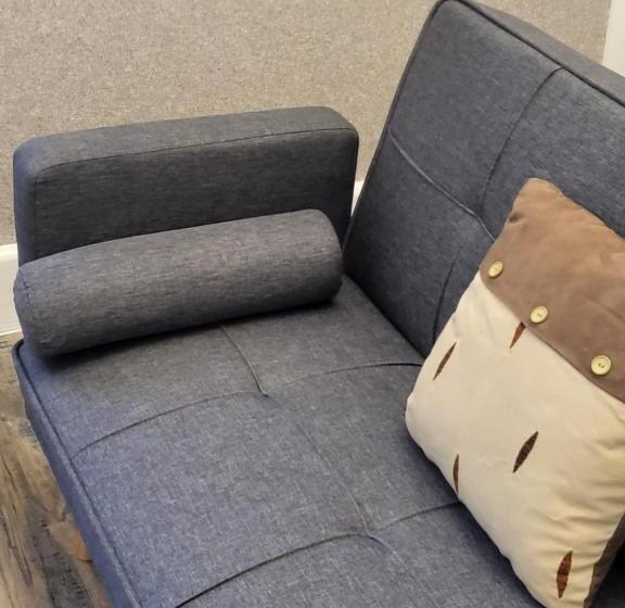 패밀리 스튜디오, 140 Bond