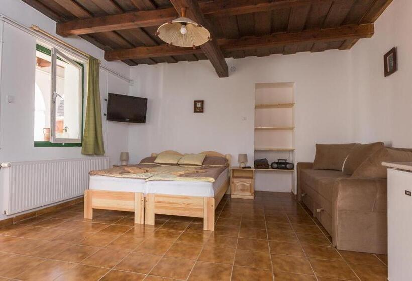 Suite, Gádoros Vendégház
