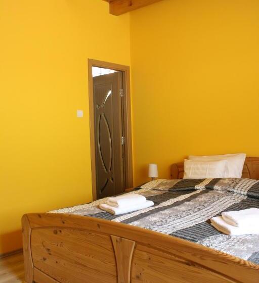 キングサイズベッドのデラックスルーム, Kedvenc Vendégház