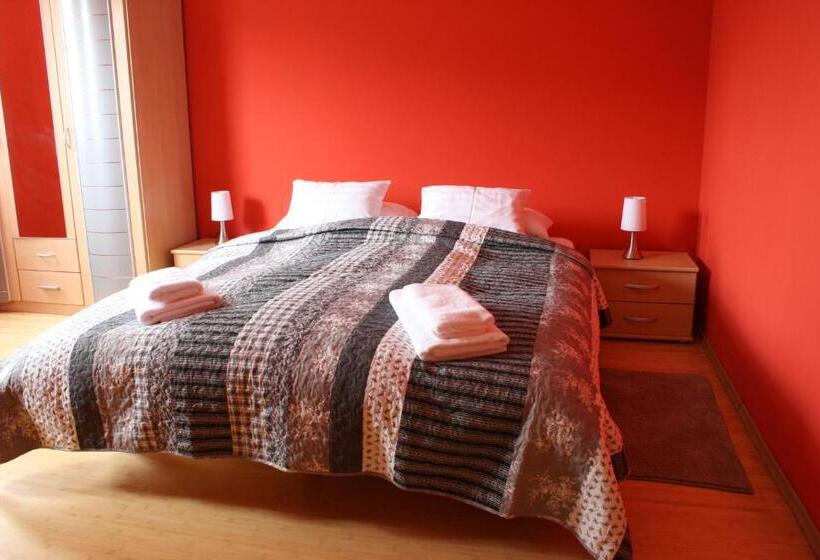 キングサイズベッドのスーペリアルーム, Kedvenc Vendégház