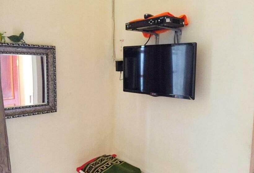 ファミリールーム, Pondok Simpang Tiga