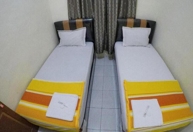 3ベッドルームハウス, Pondok Simpang Tiga