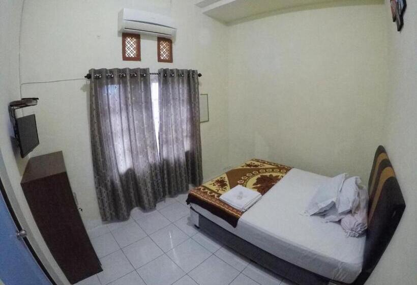 3ベッドルームハウス, Pondok Simpang Tiga