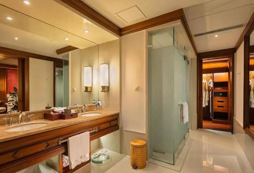キングサイズベッドのデラックスルーム, Anantara Xishuangbanna Resort