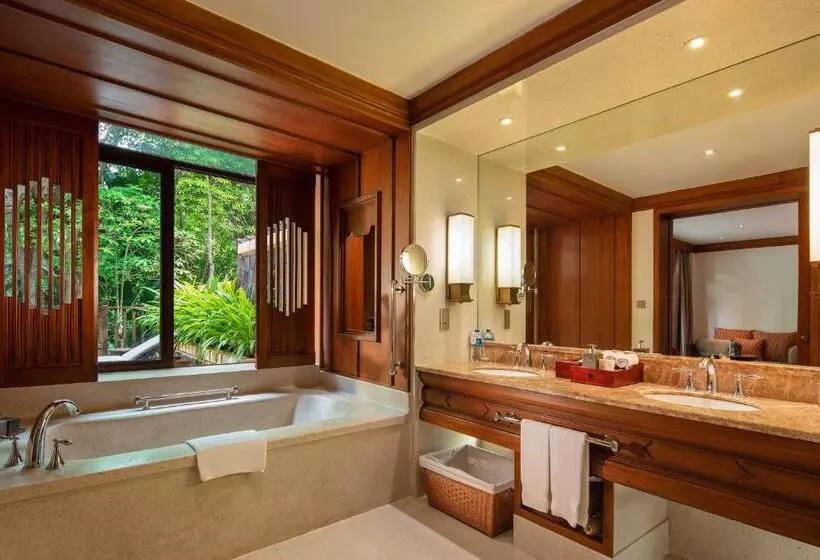 キングサイズベッドのデラックスルーム, Anantara Xishuangbanna Resort