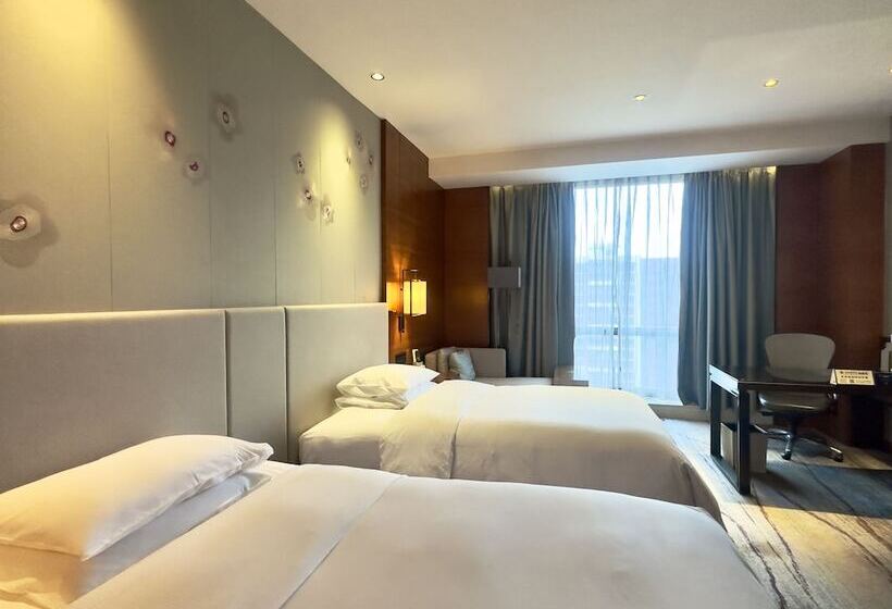 Номер Стандарт, Doubletree By Hilton Hotel Guangzhou   Science City