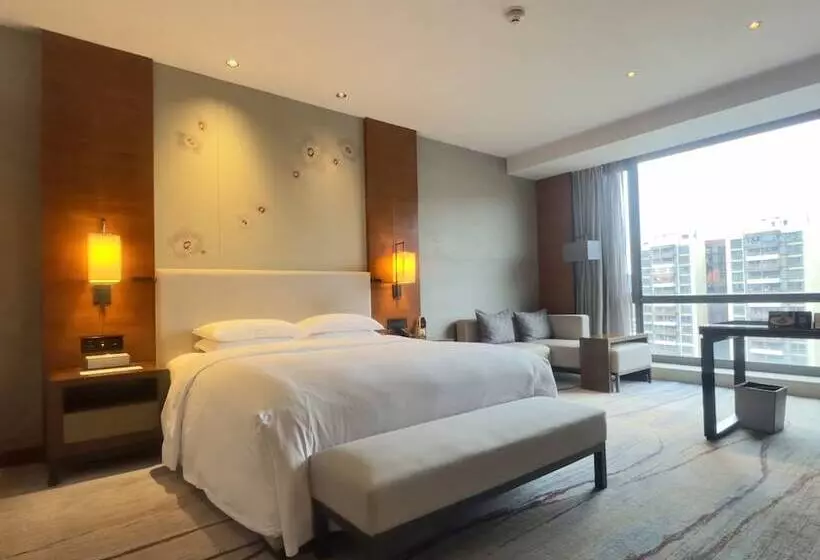 キングサイズベッドのエクゼクティブルーム, Doubletree By Hilton Hotel Guangzhou   Science City