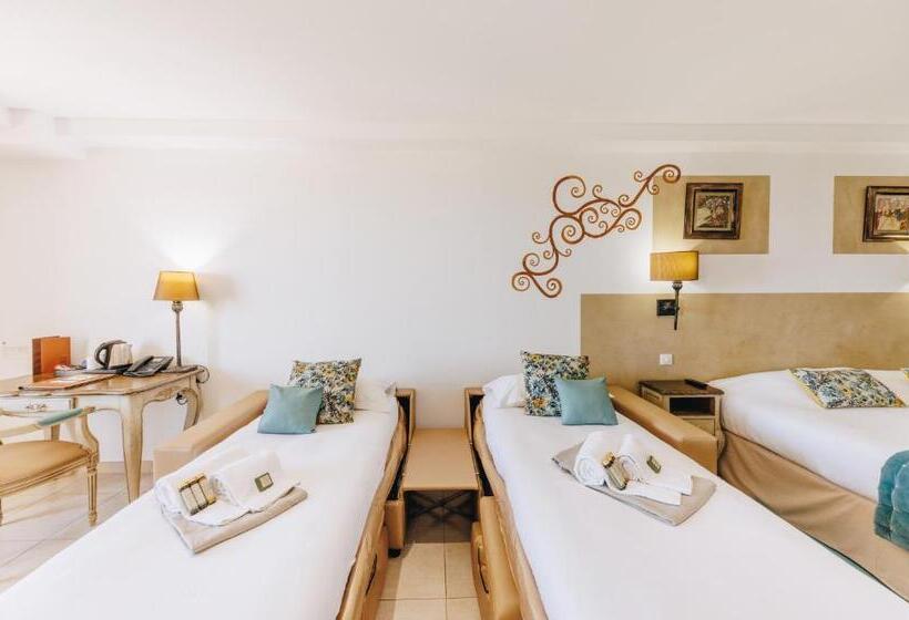 Семейный Номер Вид на Море, Hôtel Liberata & Spa