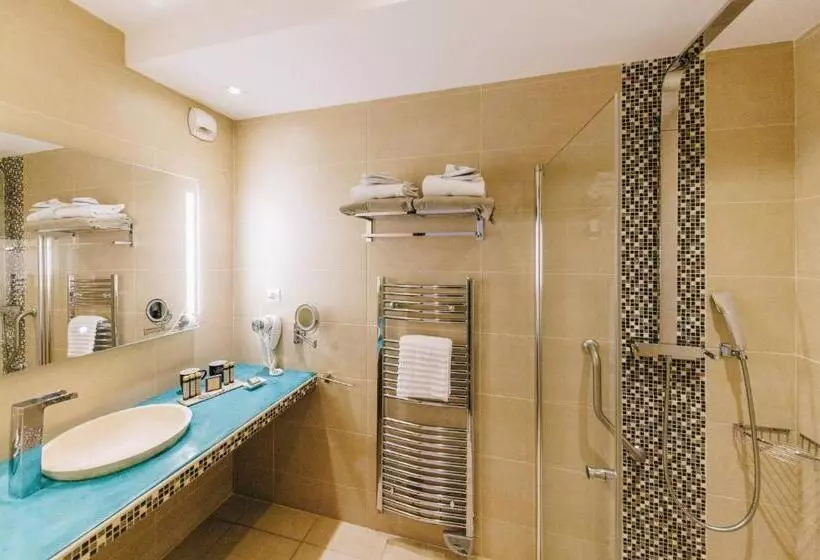 海の見えるコンフォートルーム, Hôtel Liberata & Spa