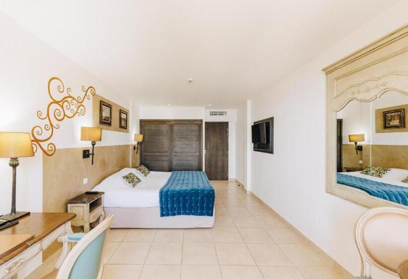 可观海景的舒适型房间, Hôtel Liberata & Spa