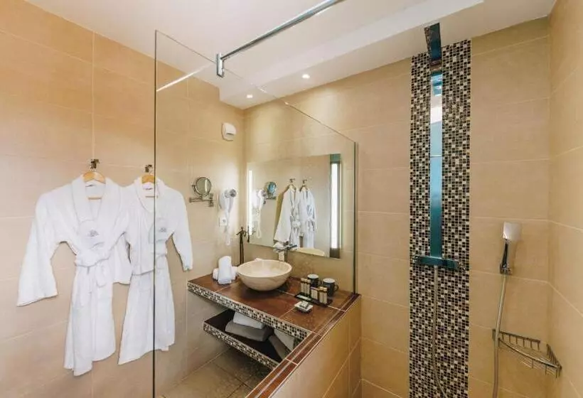 オーシャンビュースイート, Hôtel Liberata & Spa