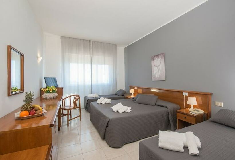 اتاق استاندارد سه نفره, President Sea Palace