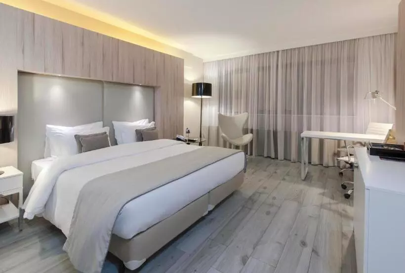 スーペリアールーム, Radisson Blu Belo Horizonte Savassi