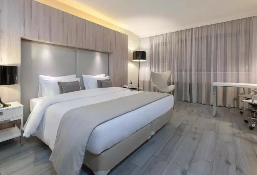 キングサイズベッドのスーペリアルーム, Radisson Blu Belo Horizonte Savassi