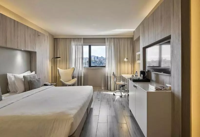 キングサイズベッドのスーペリアルーム, Radisson Blu Belo Horizonte Savassi