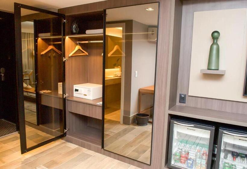 סוויטה מלכותית, Radisson Blu Belo Horizonte Savassi