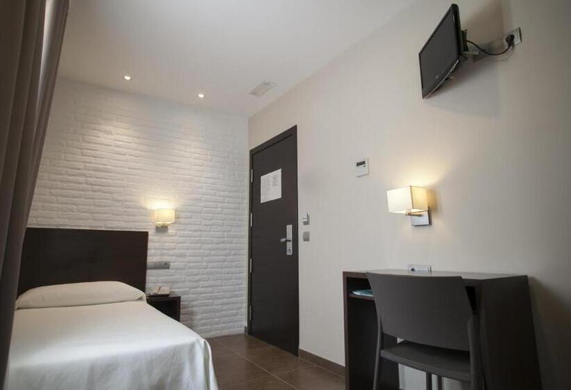 标准单人间, Restaurante El Corte