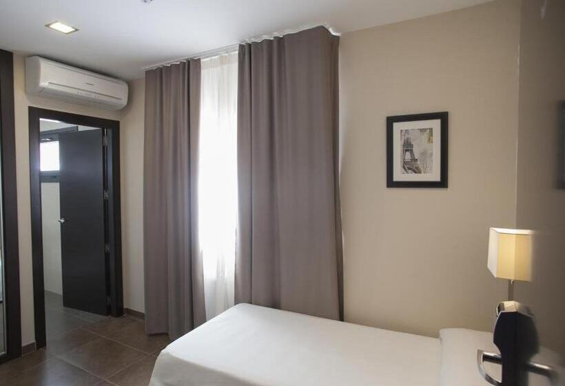 标准单人间, Restaurante El Corte