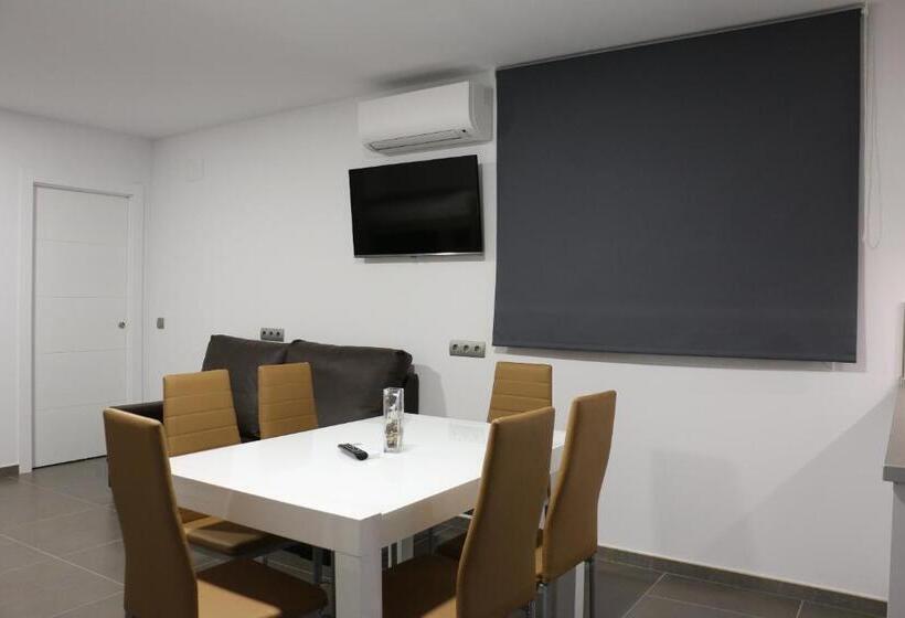 标准工作室, Restaurante El Corte