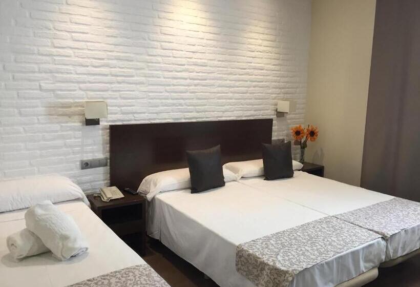 标准三人间, Restaurante El Corte