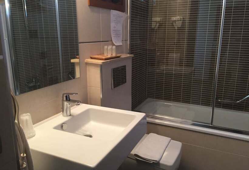 家庭间, Restaurante El Corte