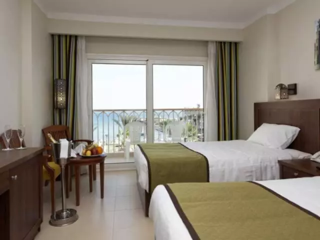 اتاق استاندارد با چشمانداز دریا, Royal Star Beach Resort