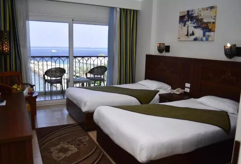اتاق استاندارد با چشمانداز دریا, Royal Star Beach Resort
