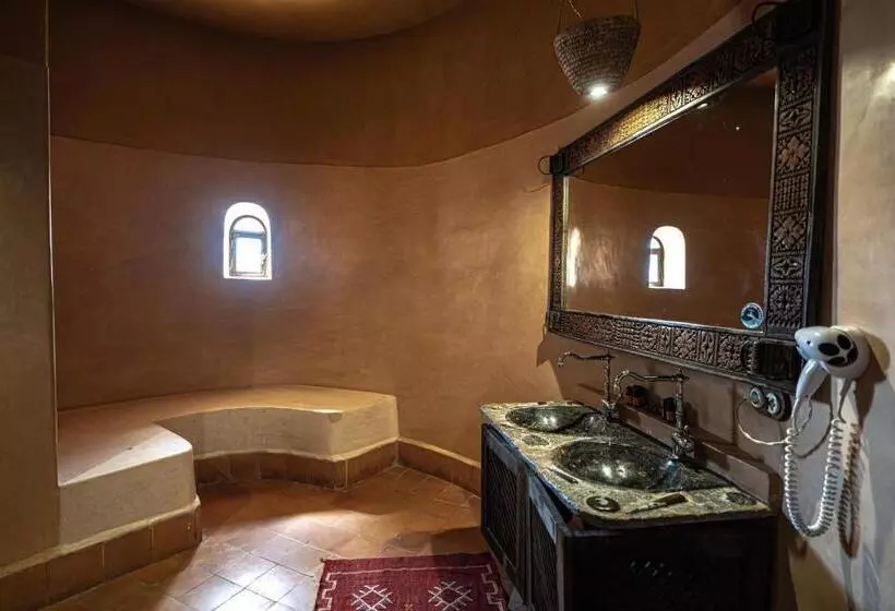 اتاق استاندارد چهار تخته, Kasbah Hotel Tombouctou