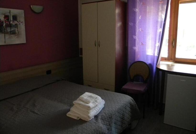 اتاق استاندارد, B&b Il Giardino Diamante