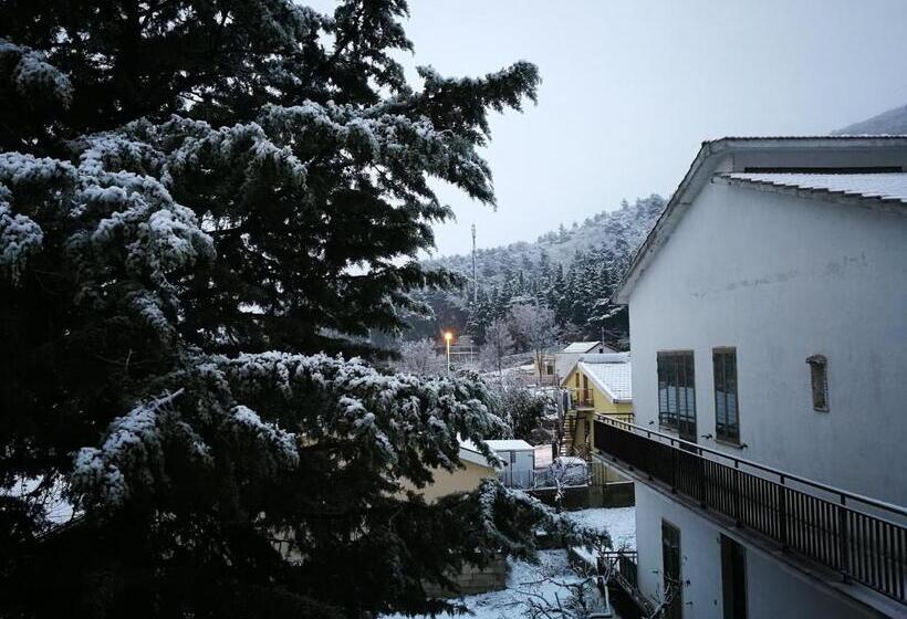 غرفة قياسية ثلاثية, B&b Leggieri Villa Siria