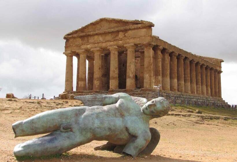 스탠다드 트리플 룸, Cavaliere Costa